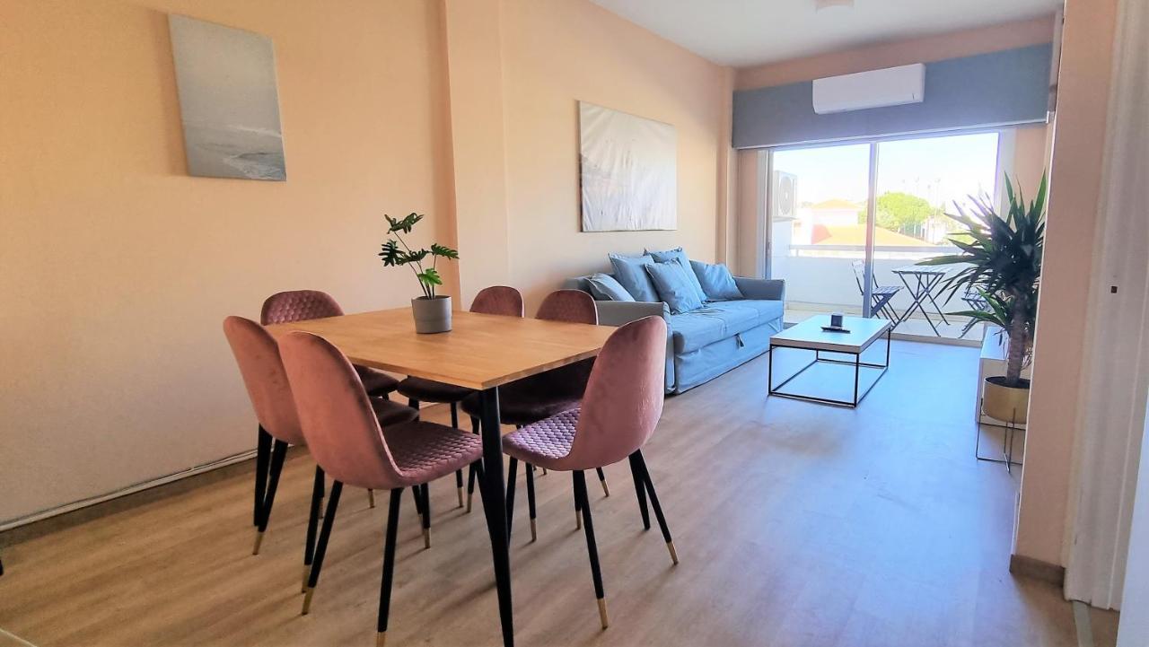 The Urban Oasis - Comfort 2br Near The Center, 200mbit Internet And Smart Tv Apartment