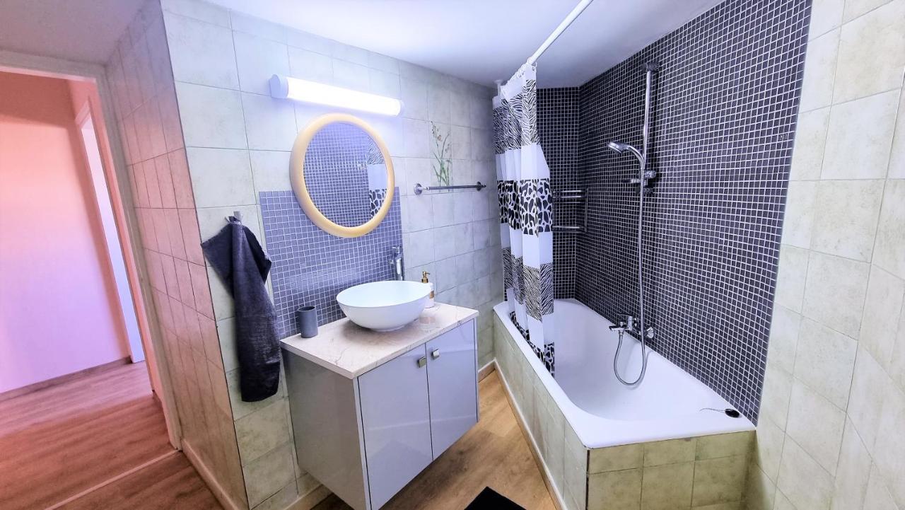 The Urban Oasis - Comfort 2br Near The Center, 200mbit Internet And Smart Tv * Larnaca