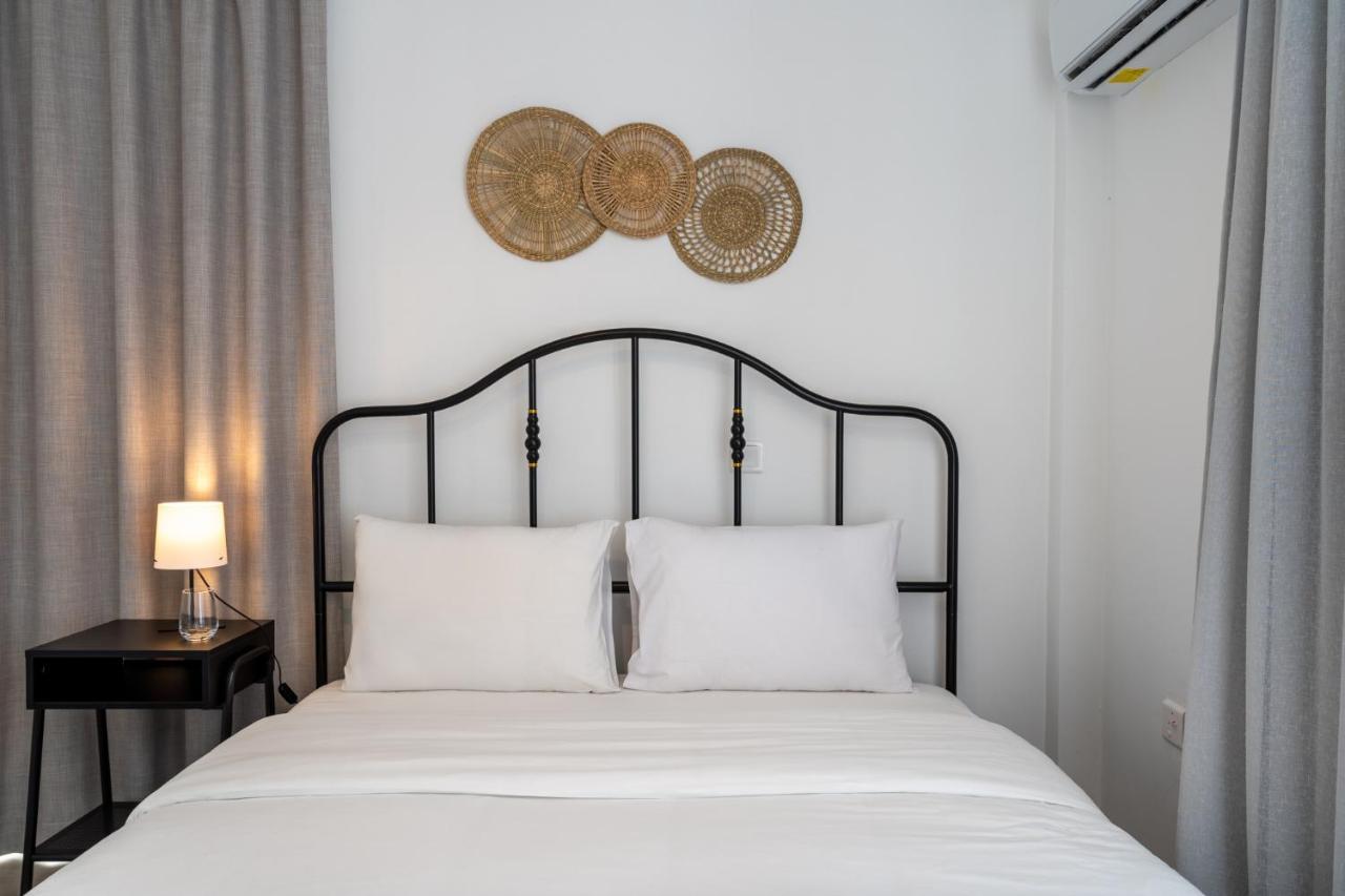 A Blissful 1-bedroom Voyage In Apartment Larnaca