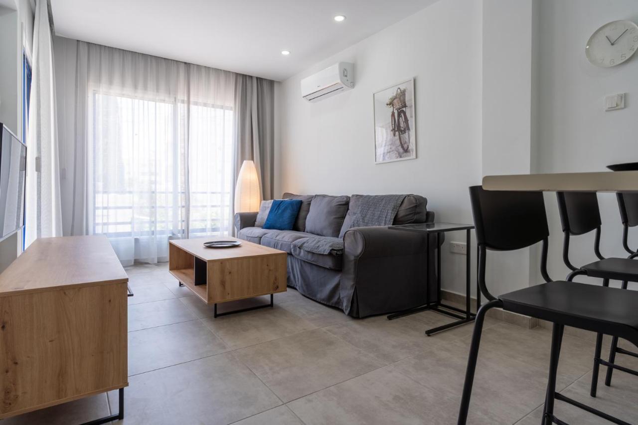 Apartment A Blissful 1-bedroom Voyage In *