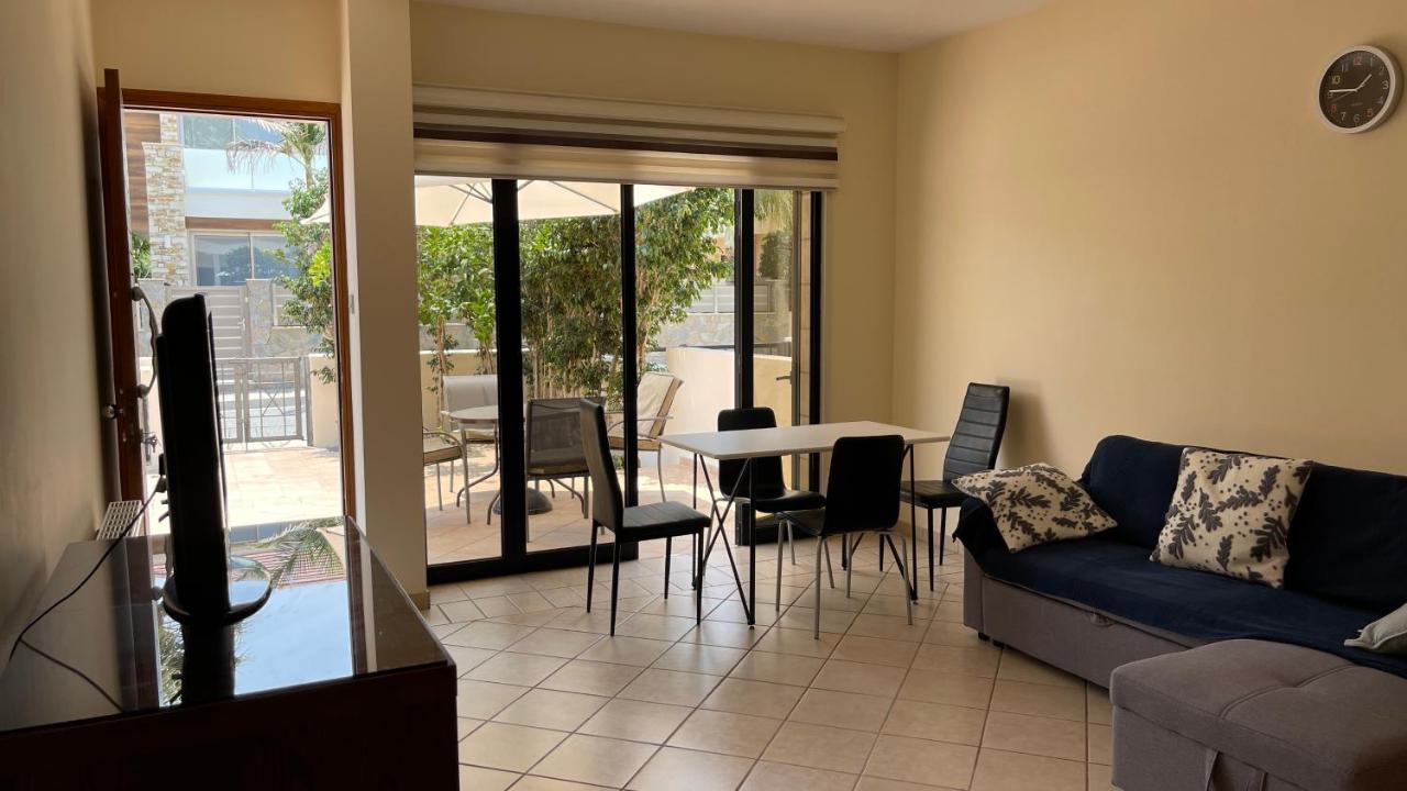 Enalos Villa Larnaca