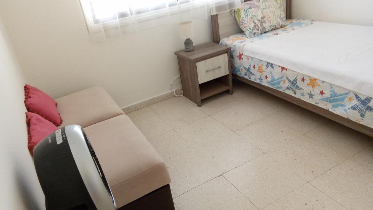 2 Bedroom In Makenzi Apartment *