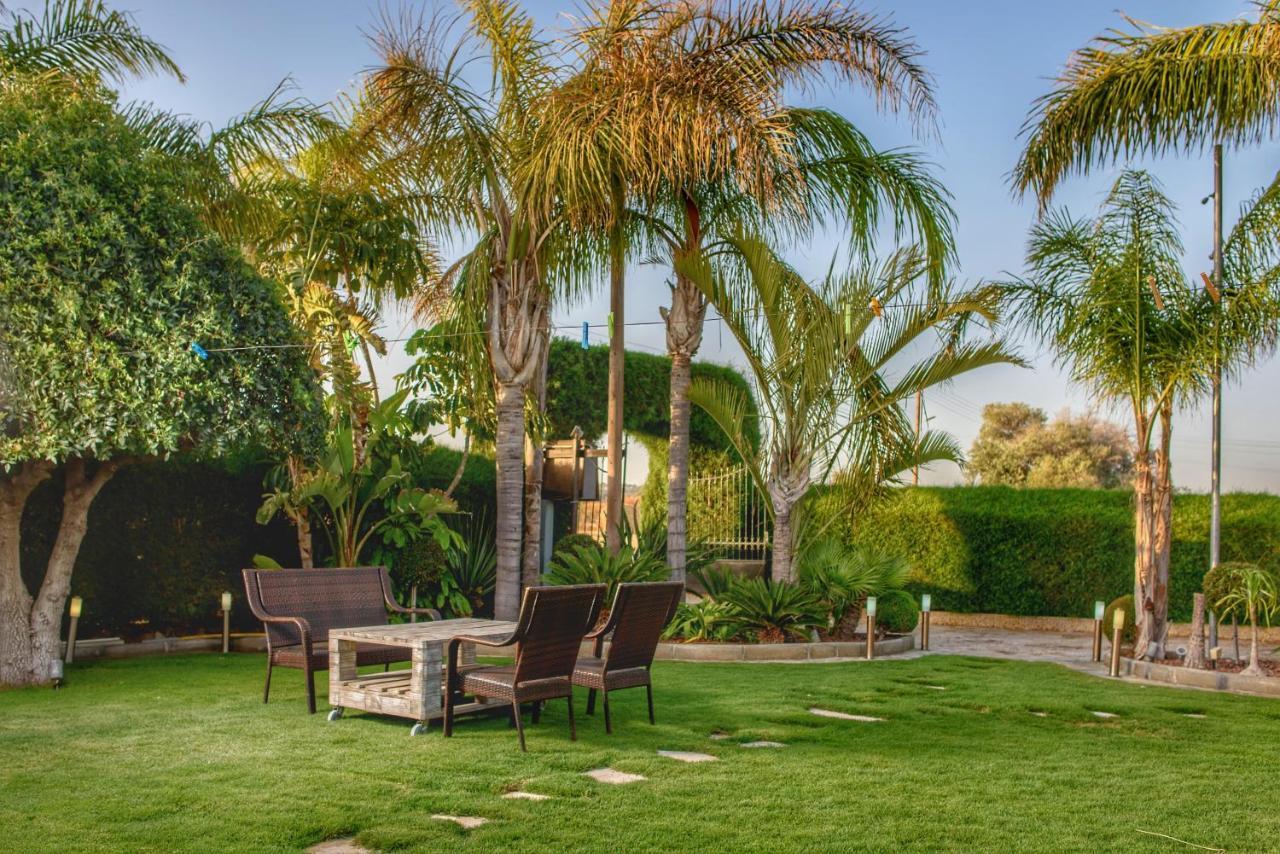 Oasis By The Sea - Cyprus Nhà nghỉ *