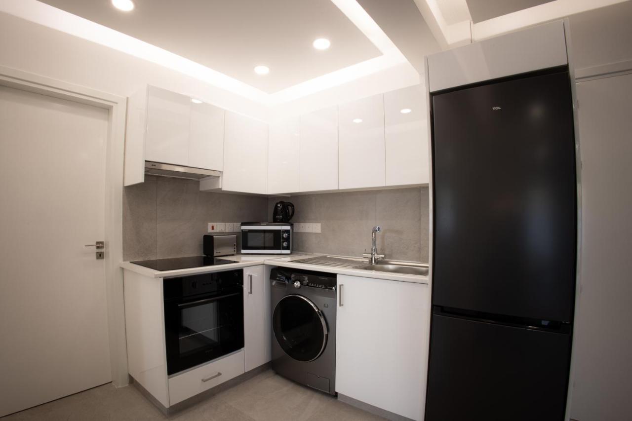 Phaedrus Living: Luxury Mackenzie Flat Apartment Larnaca