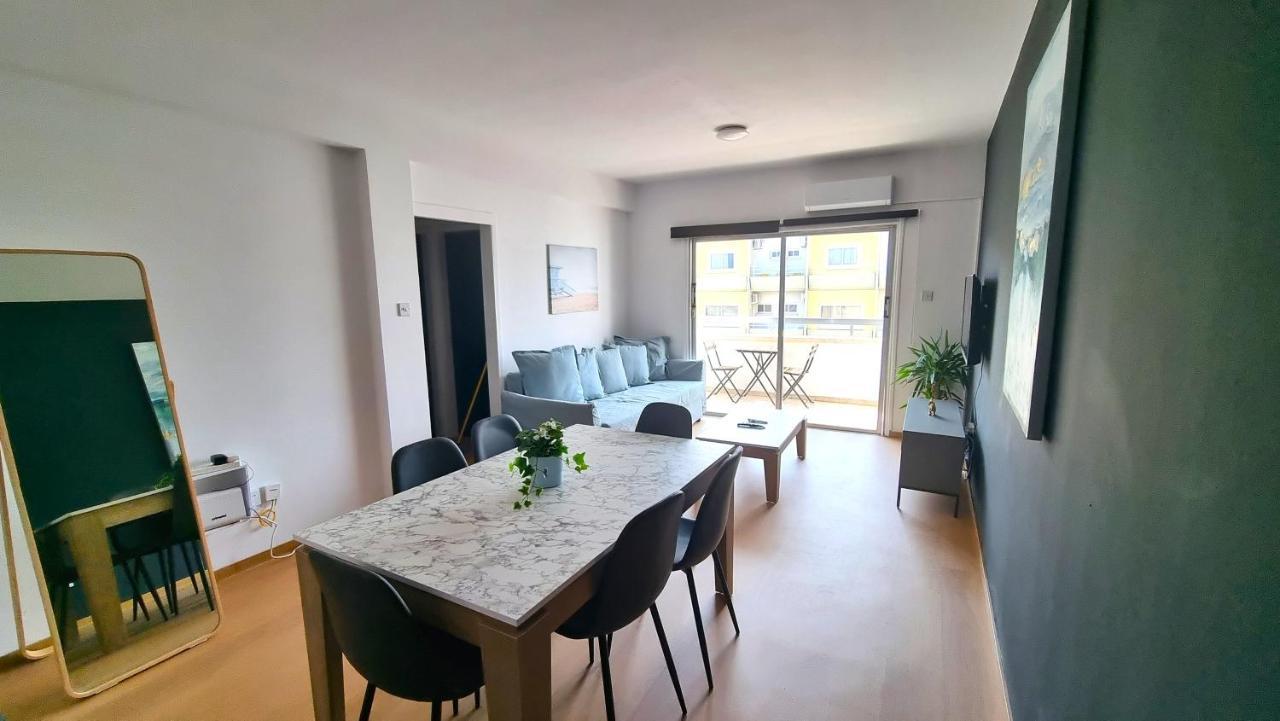 Unique 2br Apt 11 With 300mbit Plus Netflix *