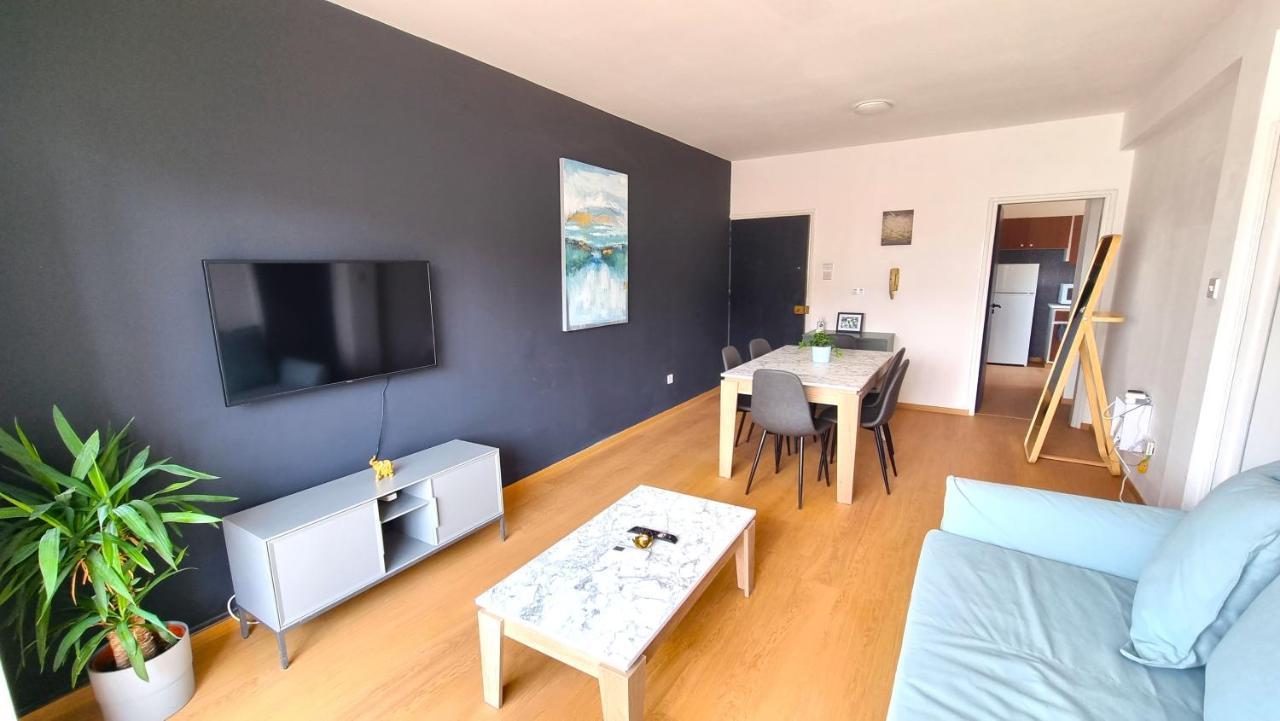 Apartment 2 Apts - 12 Guests! Comfy And Unique Apt With 150mbit Internet Speed Larnaca