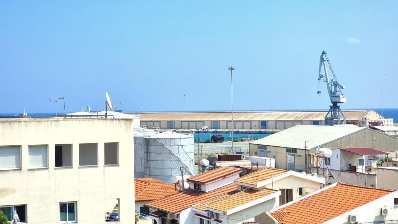 2 Apts - 12 Guests! Comfy And Unique Apt With 150mbit Internet Speed Larnaca