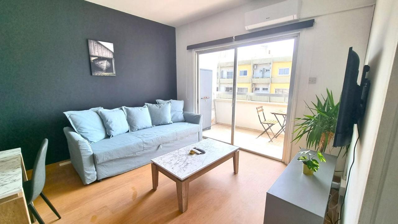 2 Apts - 12 Guests! Comfy And Unique Apt With 150mbit Internet Speed * Larnaca