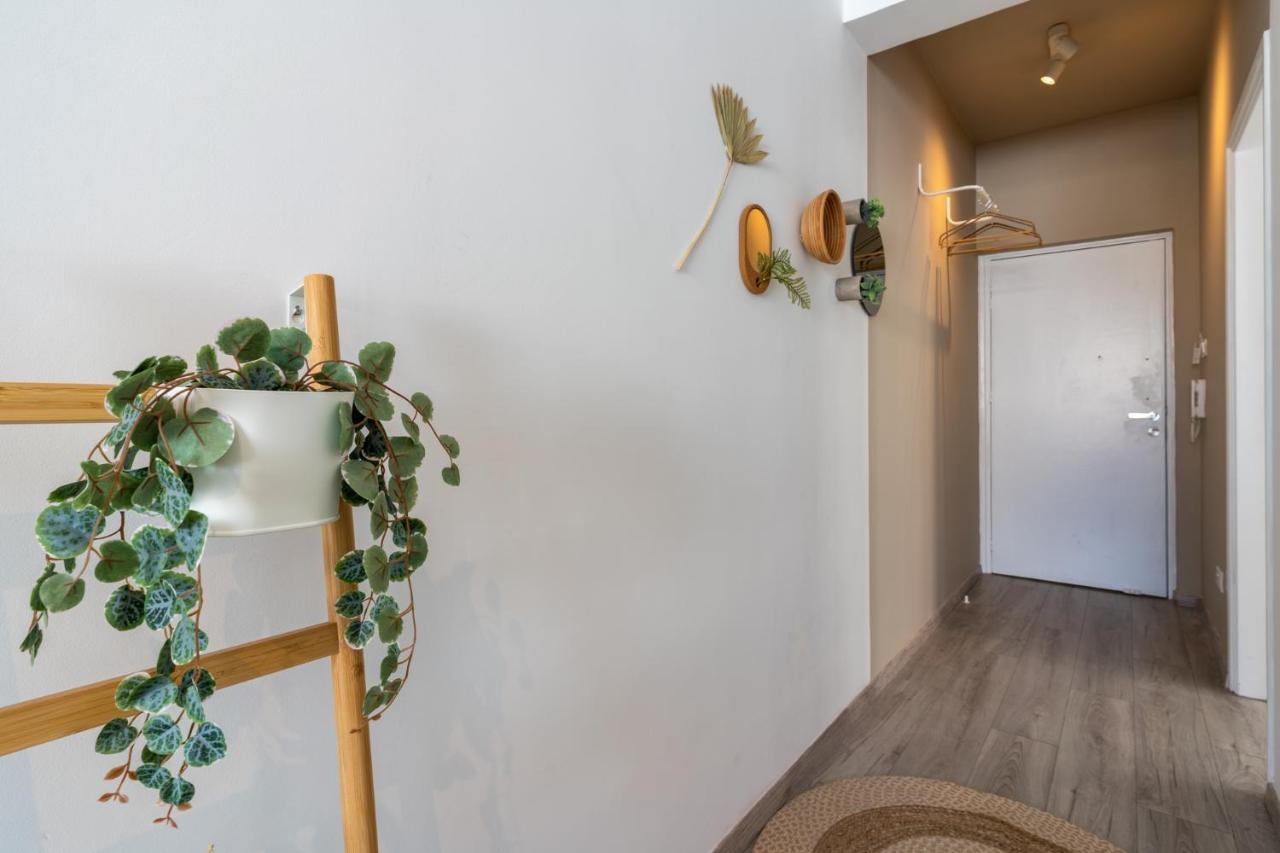 Hermes 2-bedroom In Apartment *
