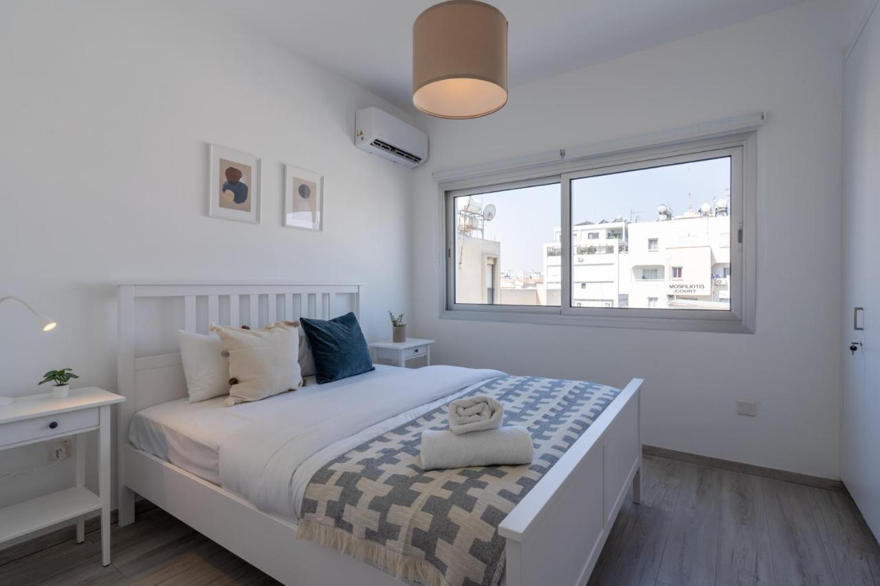 Hermes 2-bedroom In Apartment *