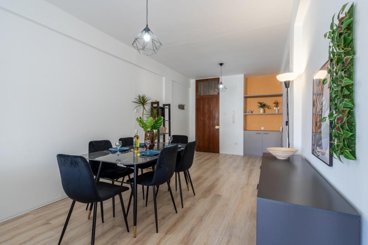 Citrus 3-bedroom In Apartment *