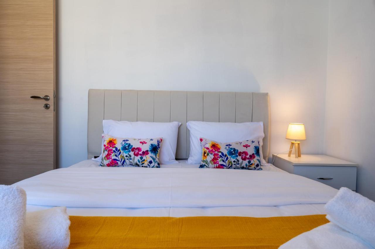 Diamond's 2-bedroom In Larnaca