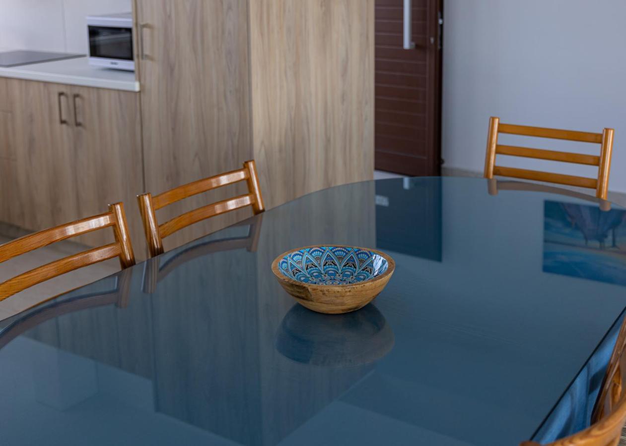 Beachhouse Apartment Larnaka