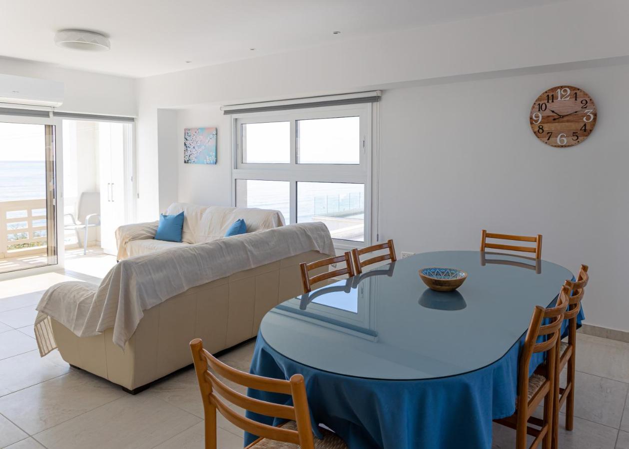 Beachhouse * Larnaka