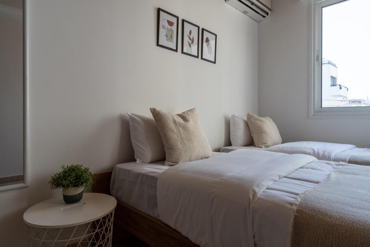 Căn hộ Laurel 2-bedroom In *