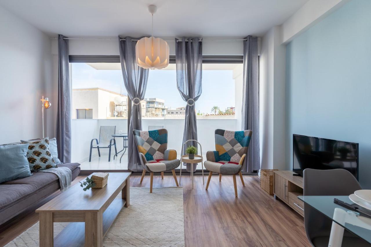 Livia In * Larnaca