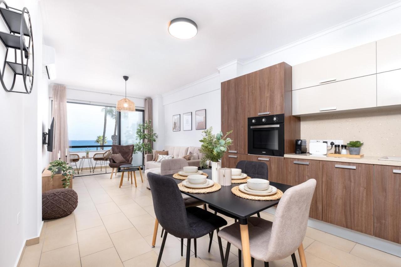 Quattro Beachfront Sea View Ap 206 *
