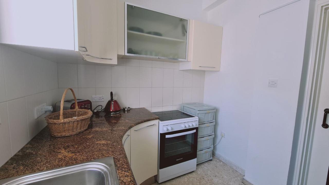 Antique Apartment *