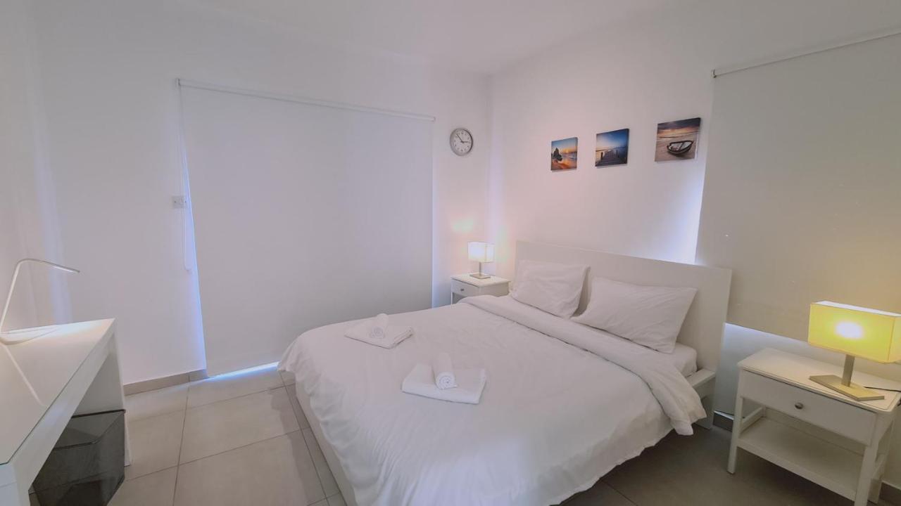 Wave Apartment Larnaka
