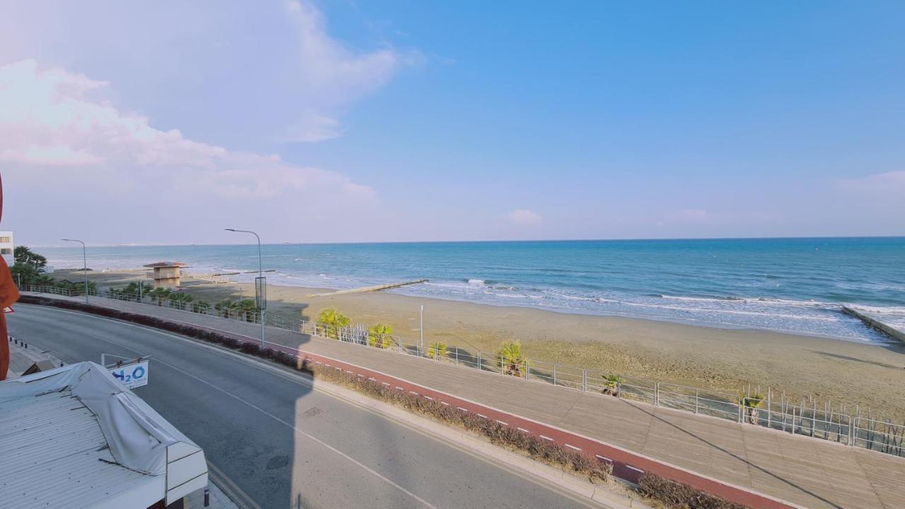 Wave Apartment *