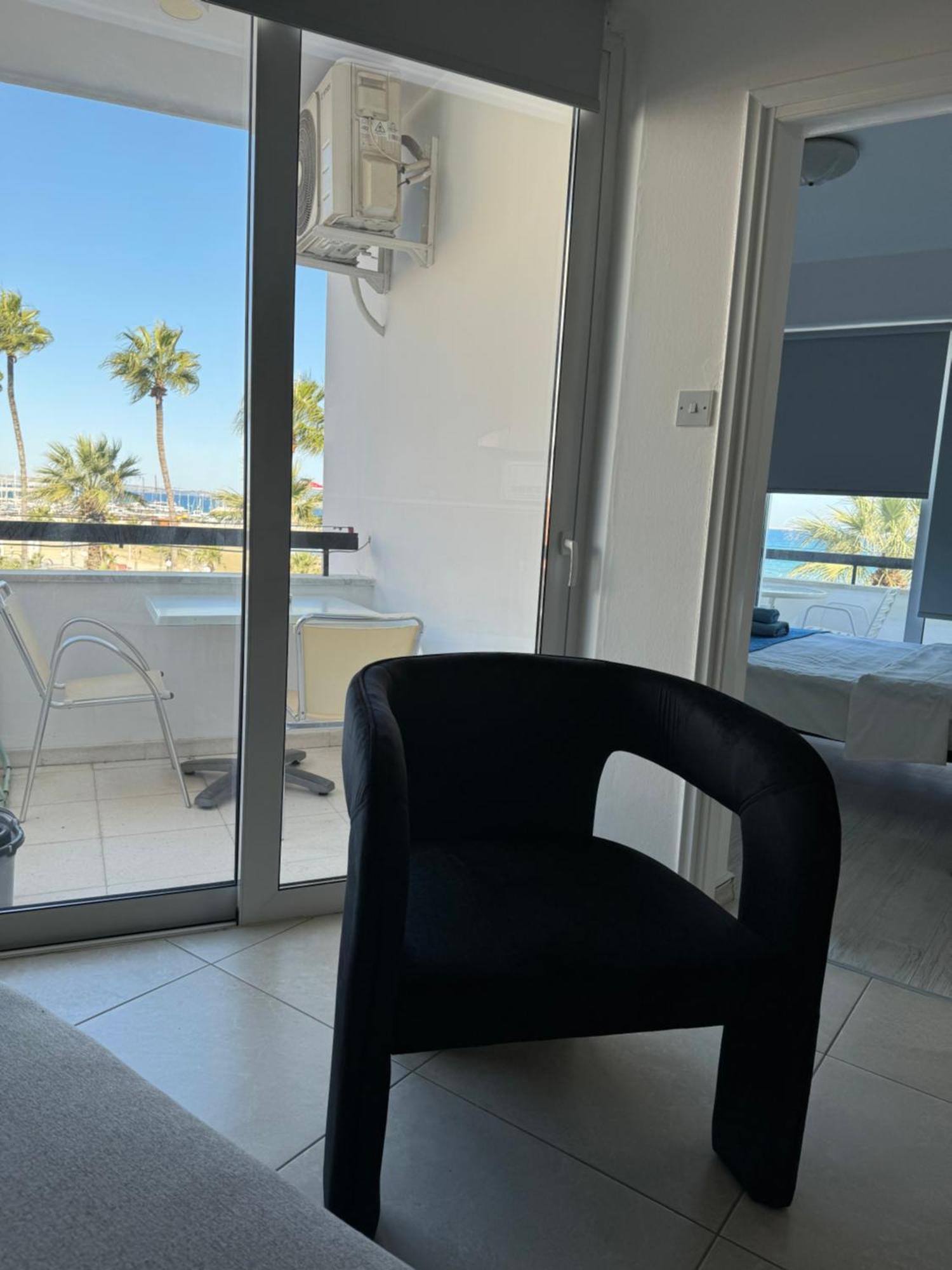 Alex 203 Apartment Larnaca