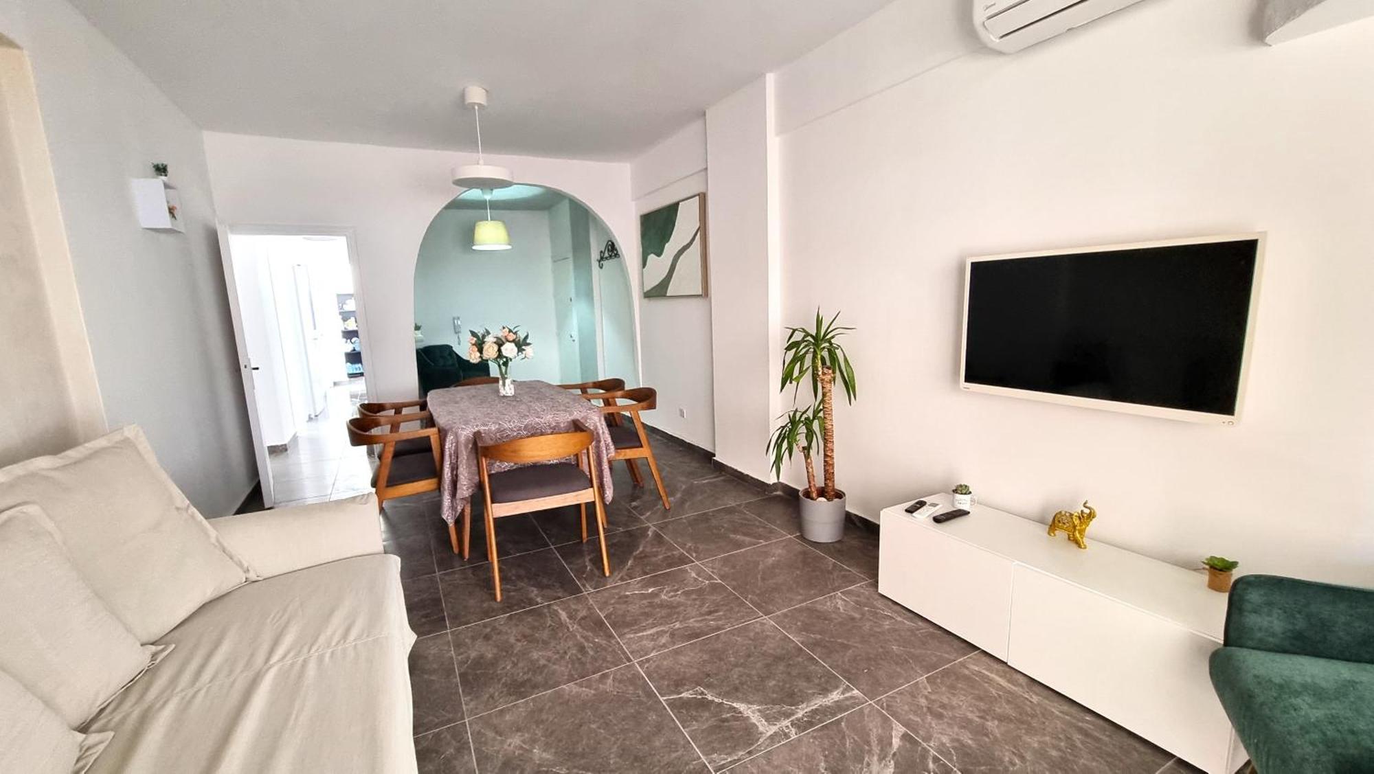 Center 2br W/ Parking And 250m Walk From * Larnaca