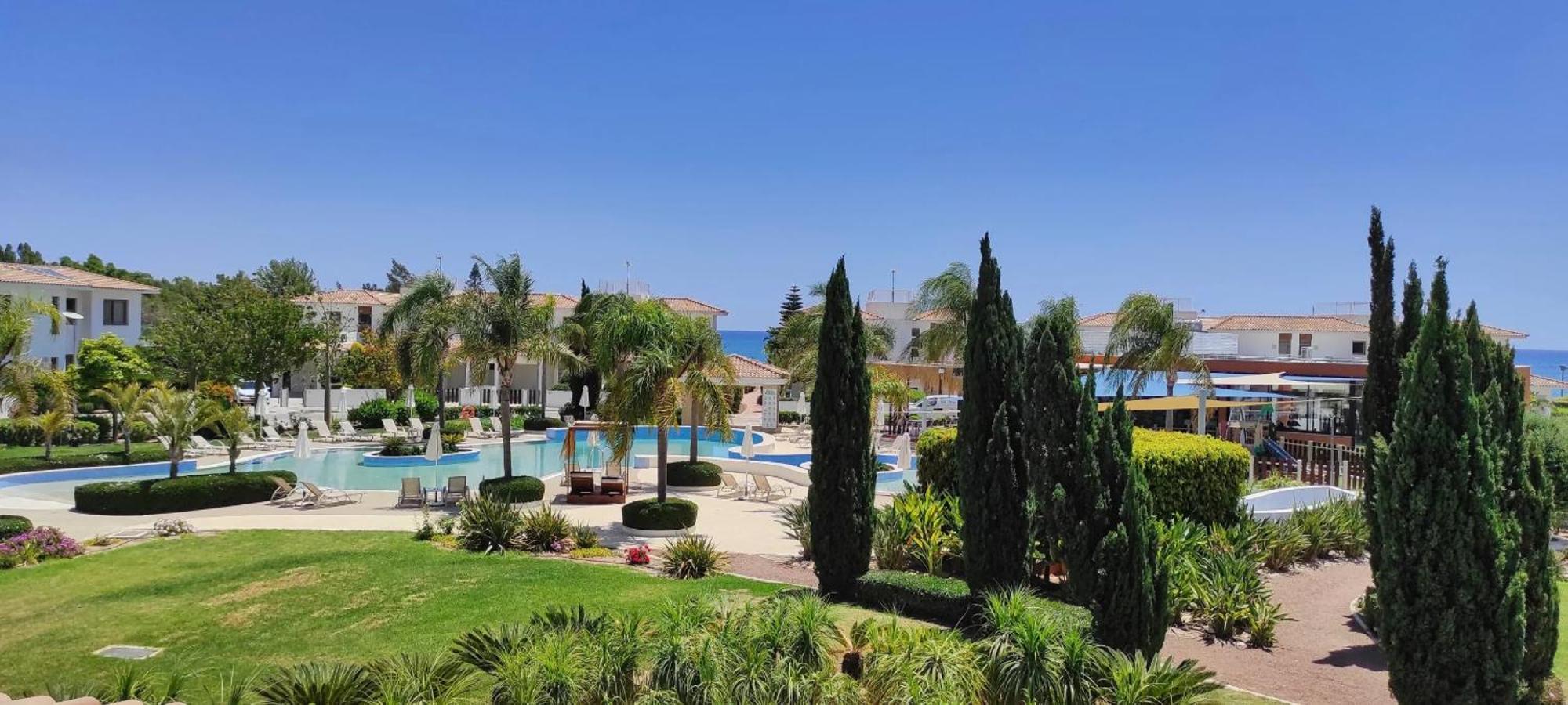 Luxury Beachfront With Private Pool, Yoga & Sea Adventures Ferienhaus *