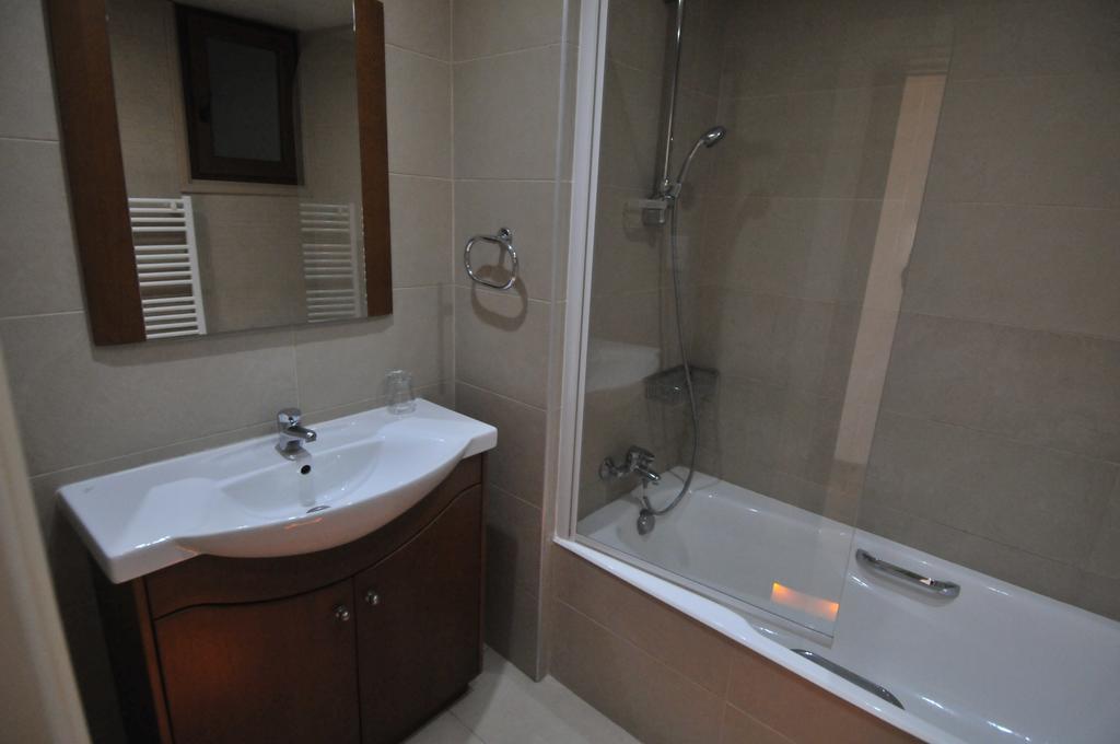 Ithaki Phinikoudes No. 202 Apartment *