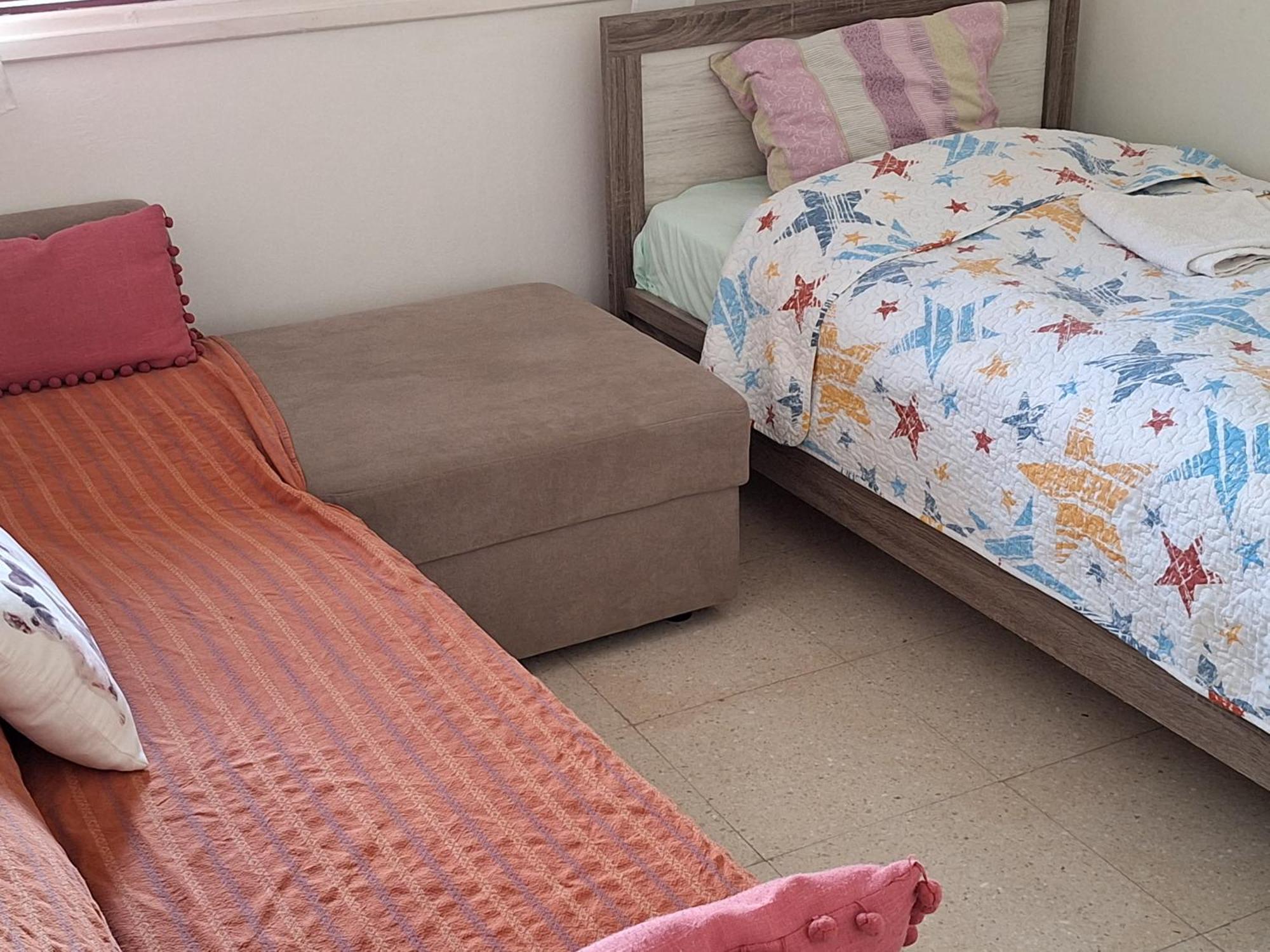 2 Bedroom In Makenzi