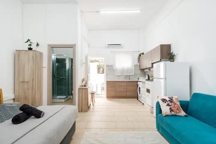 Cozy And Traditional - Ec Apartment Larnaca