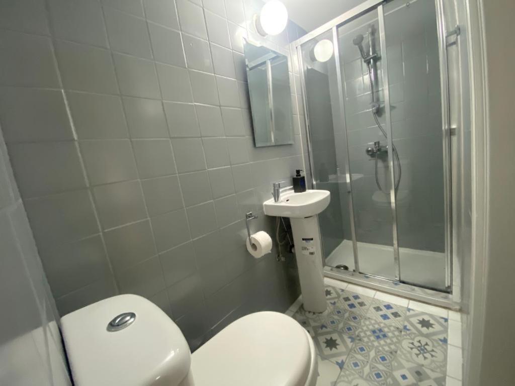 Apartment Blue Ivy 1-br In Center Larnaca