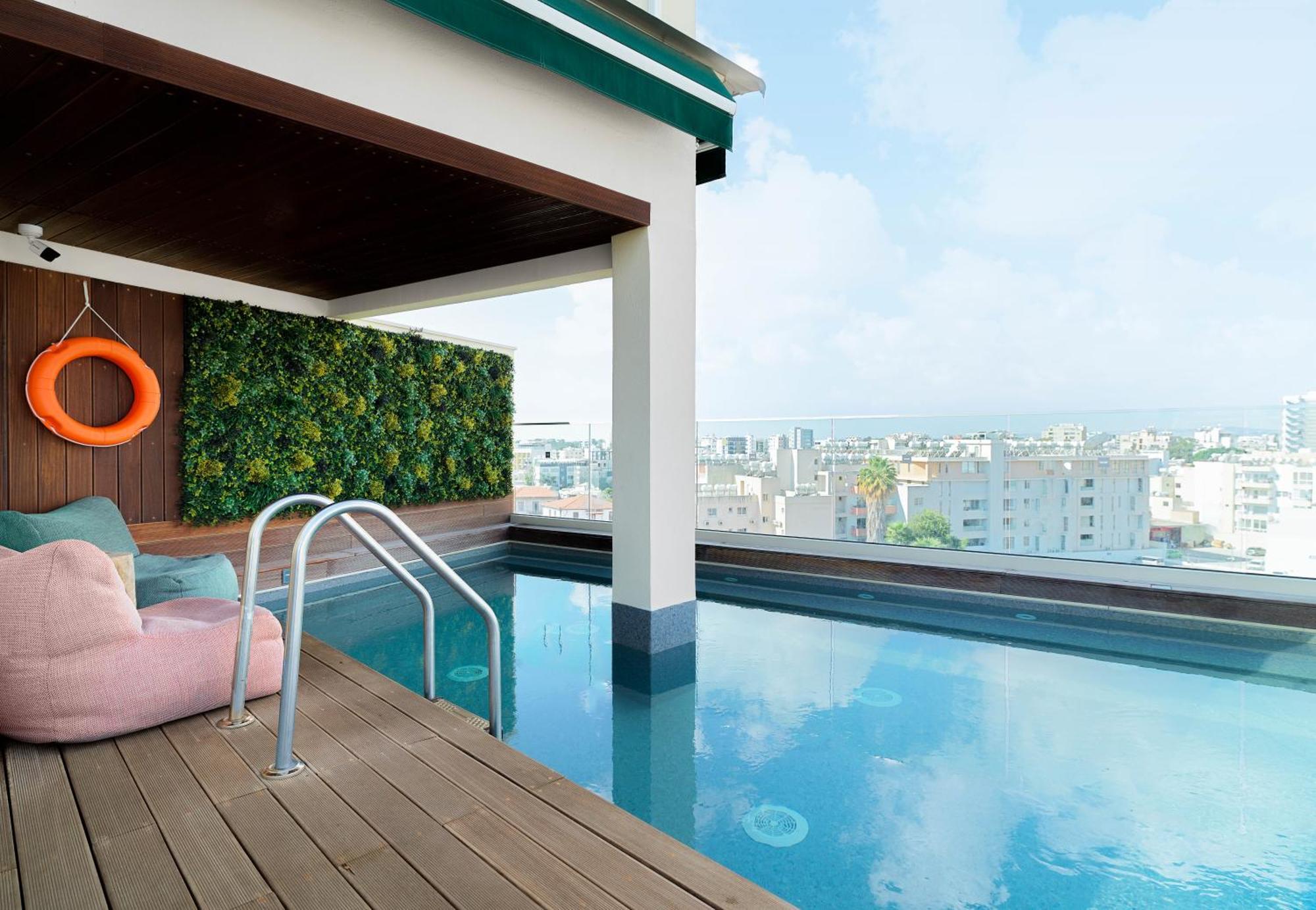 Leonardo Boutique Hotel 4*