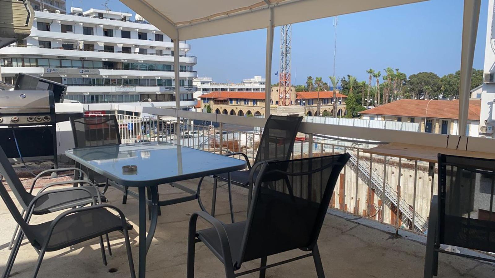 Unique 100 Meters From