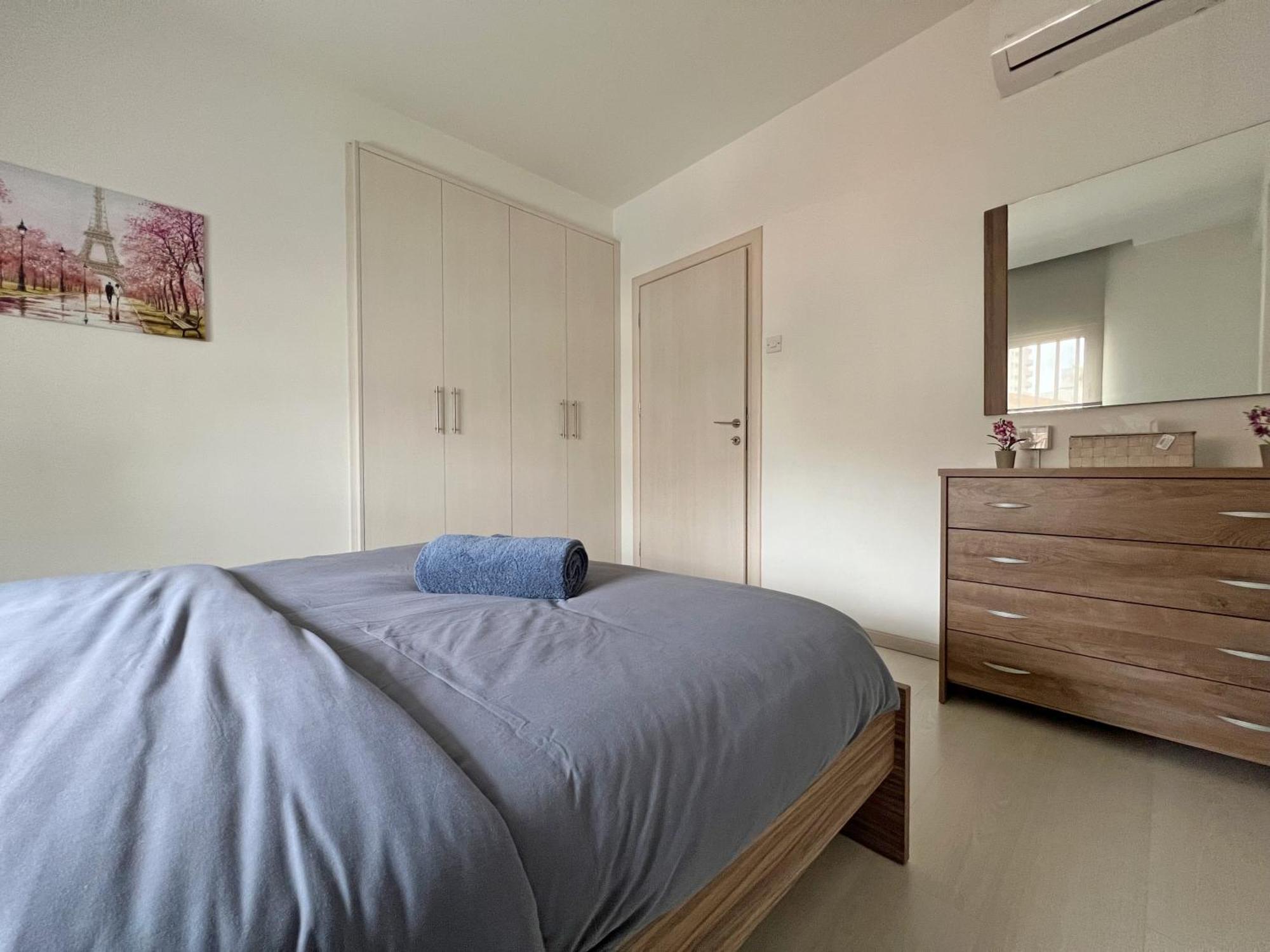 Albert's Center 202b Apartment