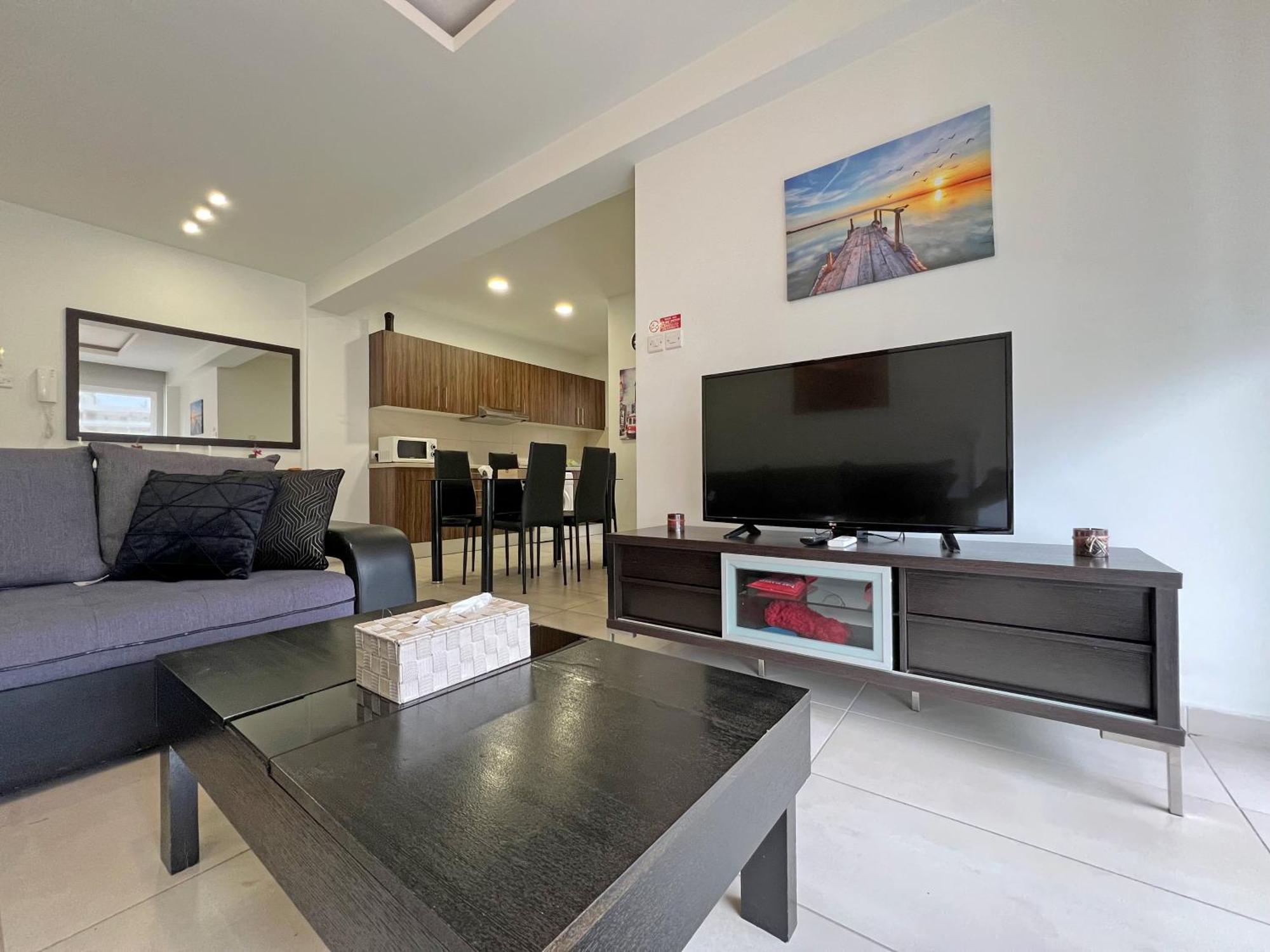 Albert's Center 202b Apartment *