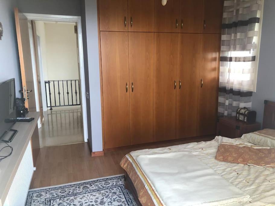 Budget Escape To The Seaside Larnaka