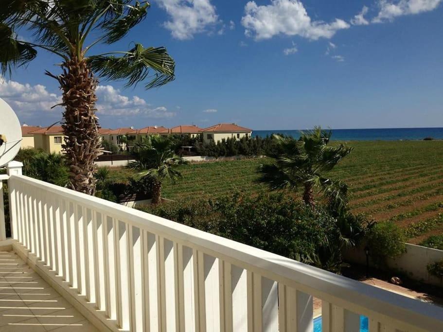 Budget Escape To The Seaside Larnaka