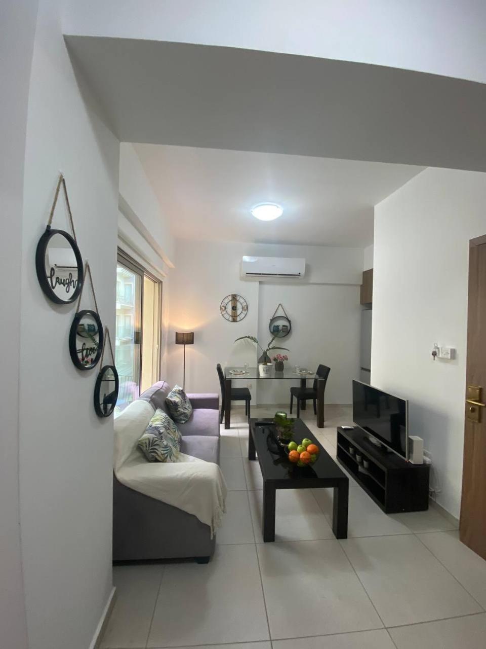 Ntg Center 1 Apartment Larnaca