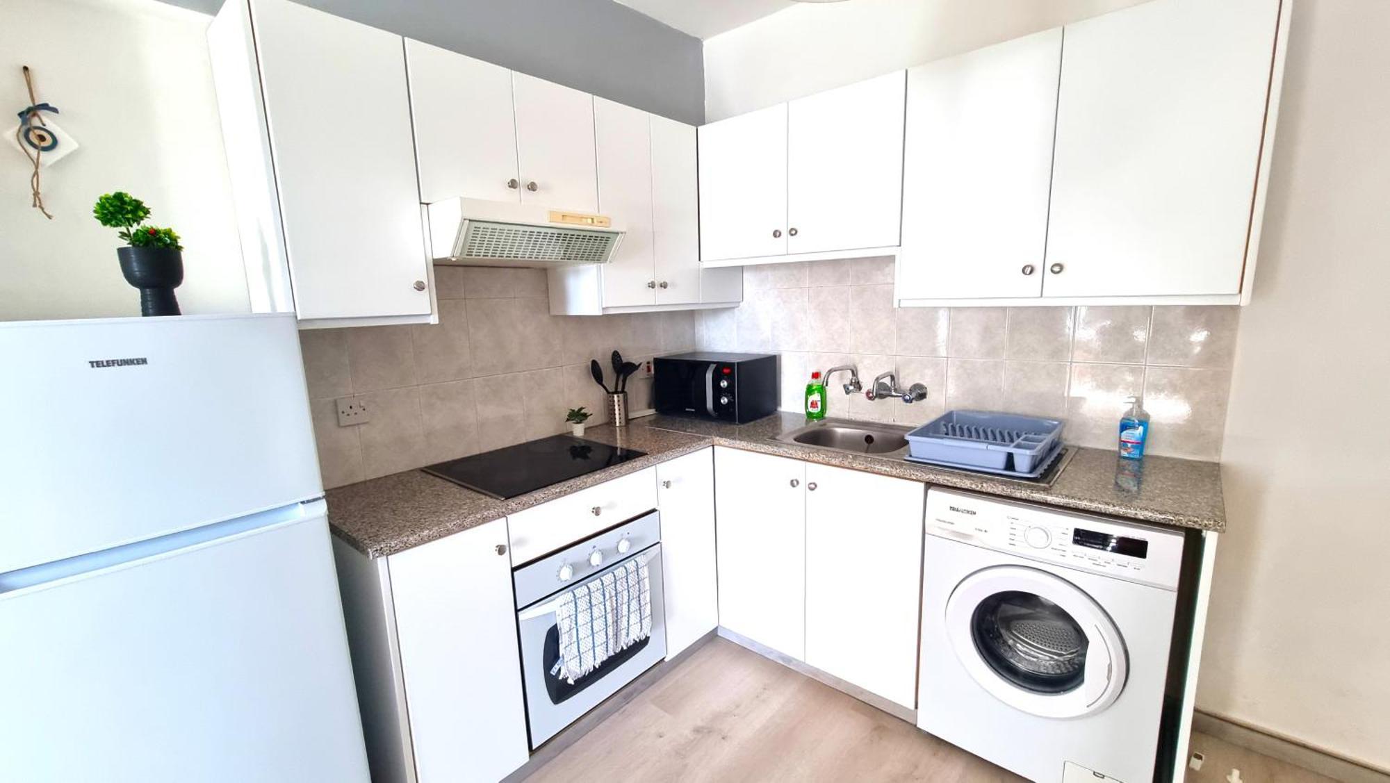 2br Coastal Comfort With Internet Access *