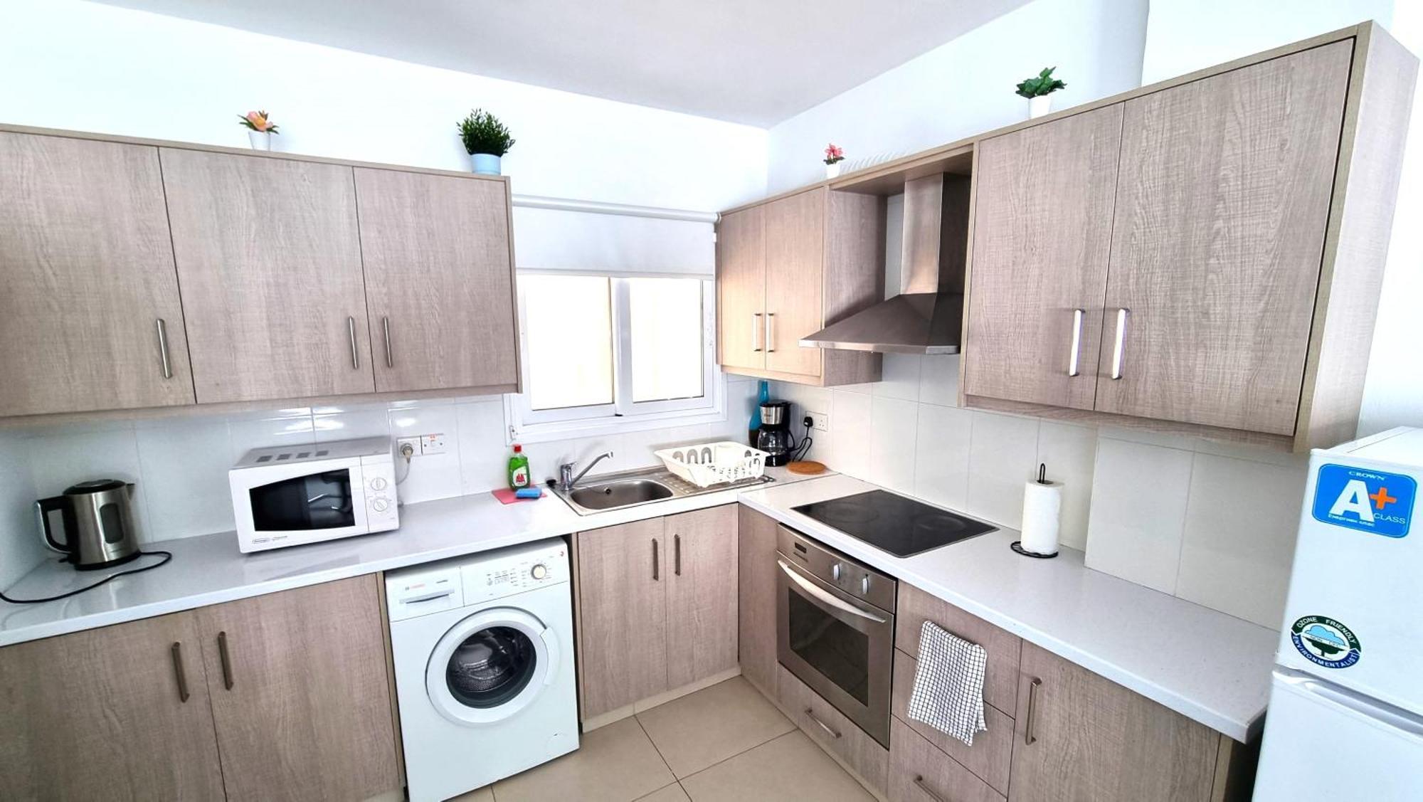 Center: Your Urban Retreat- 100m To The *