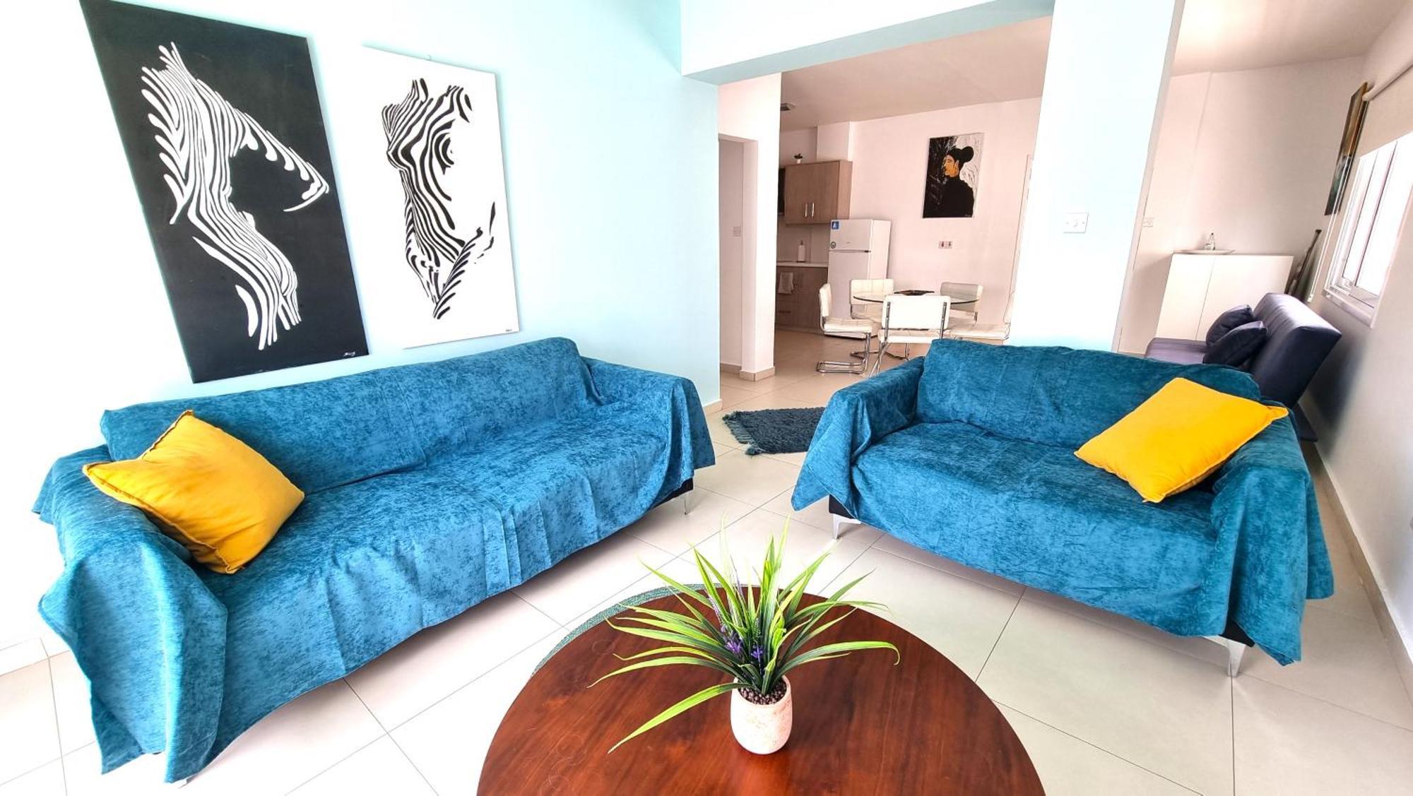 Apartment Center: Your Urban Retreat- 100m To The *