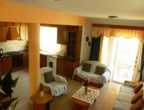 Apartment Philippou & *