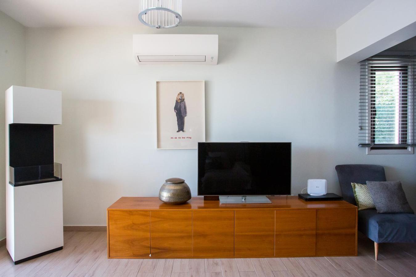 Apartment Penthouse Duplex Overlooking The Mediterranean Larnaca