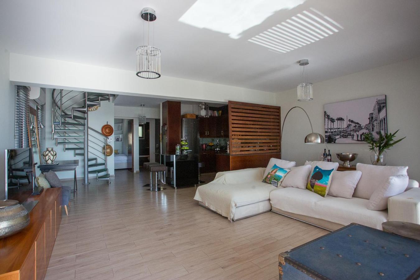 Apartment Penthouse Duplex Overlooking The Mediterranean