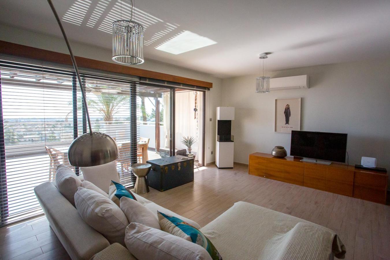 Penthouse Duplex Overlooking The Mediterranean