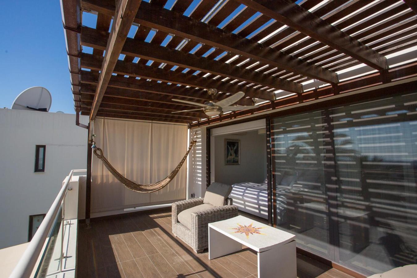 Penthouse Duplex Overlooking The Mediterranean