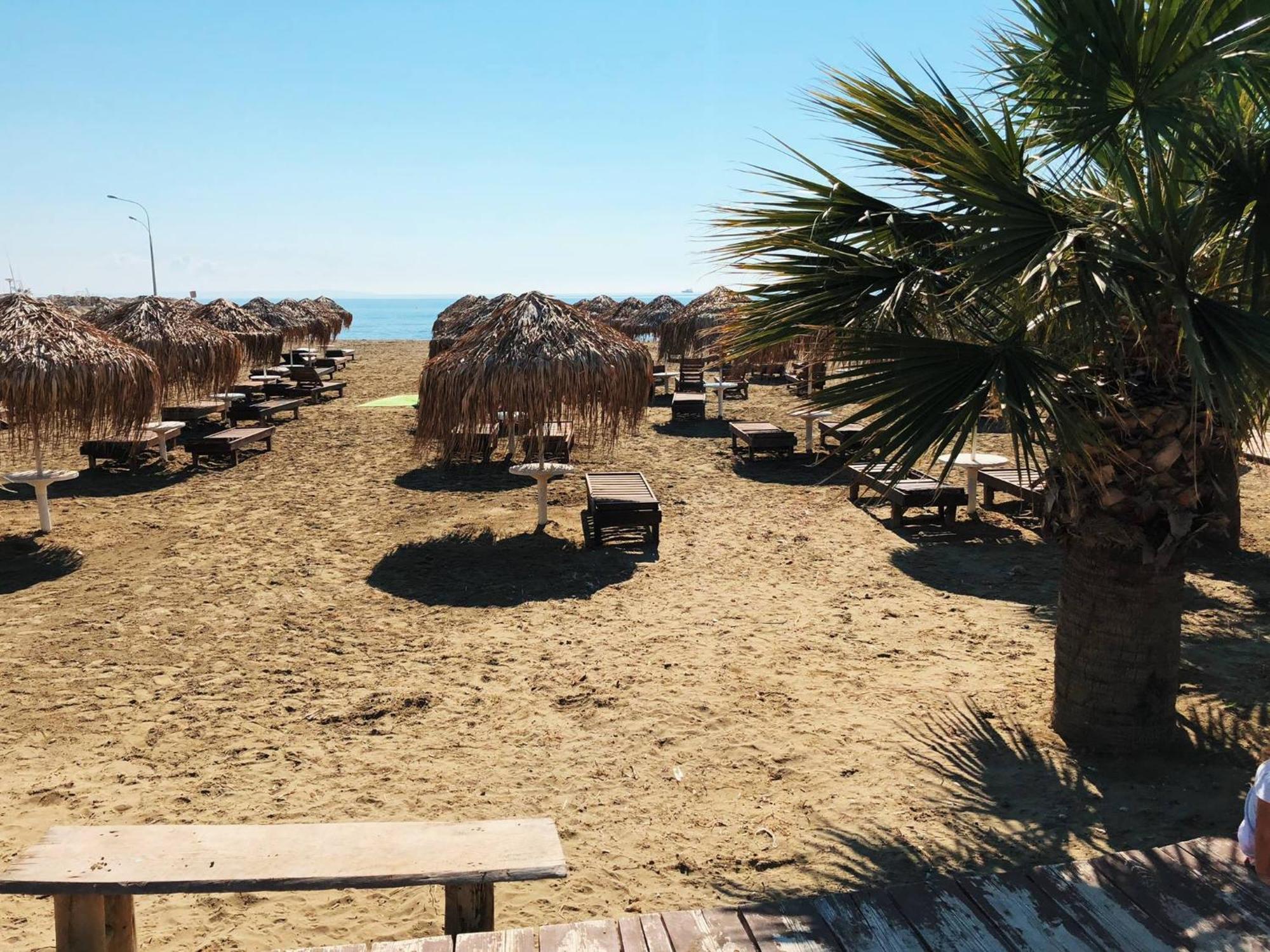 Apartamento Luxury Penthouse 1br-seafront-seasonal Pool-central Lárnaca