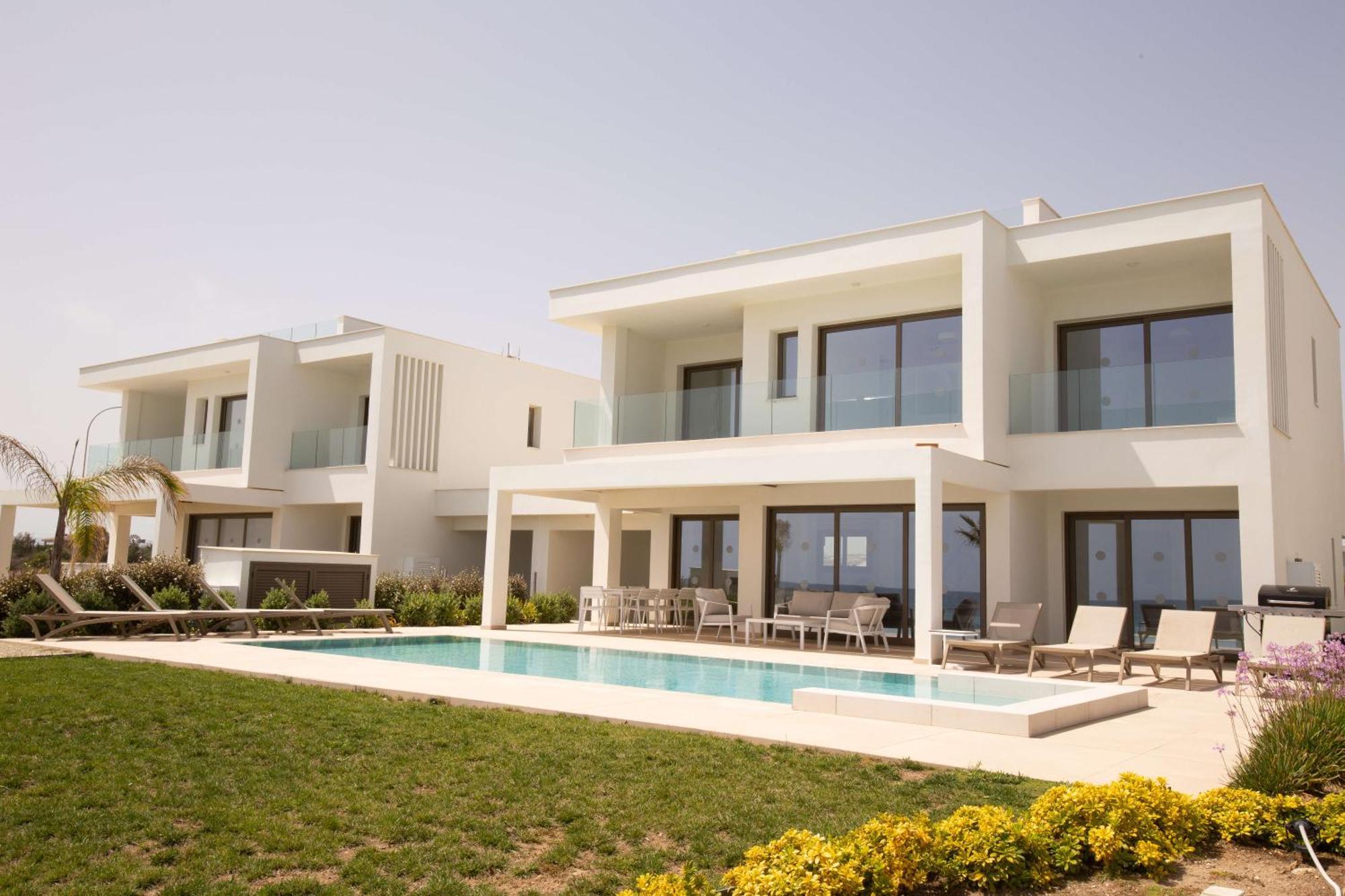 Phaedrus Living: Serenity Waves No.2 Pousada