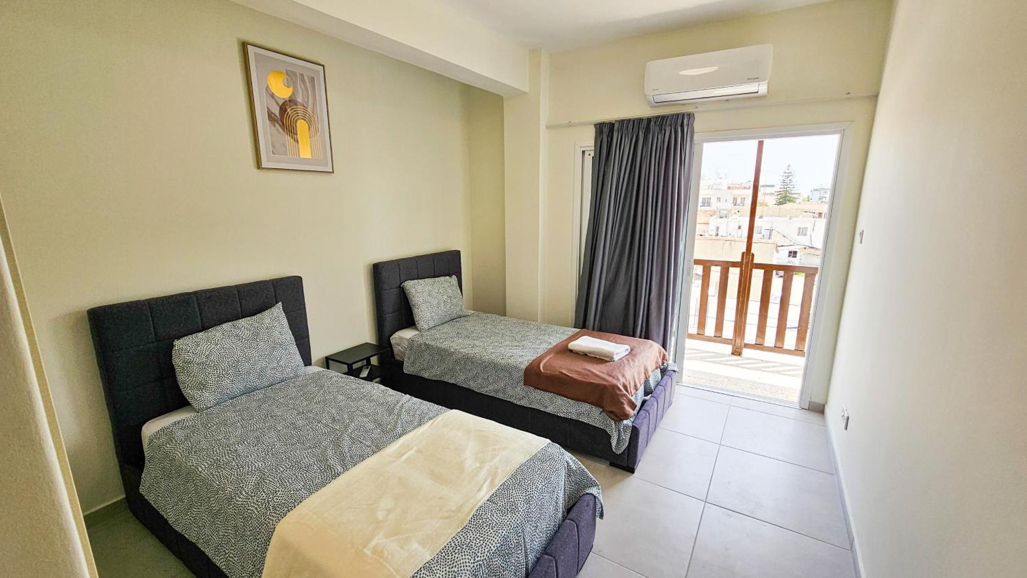 Apartment The Urban Heaven, 150m From Chabad Lubavitch Larnaca