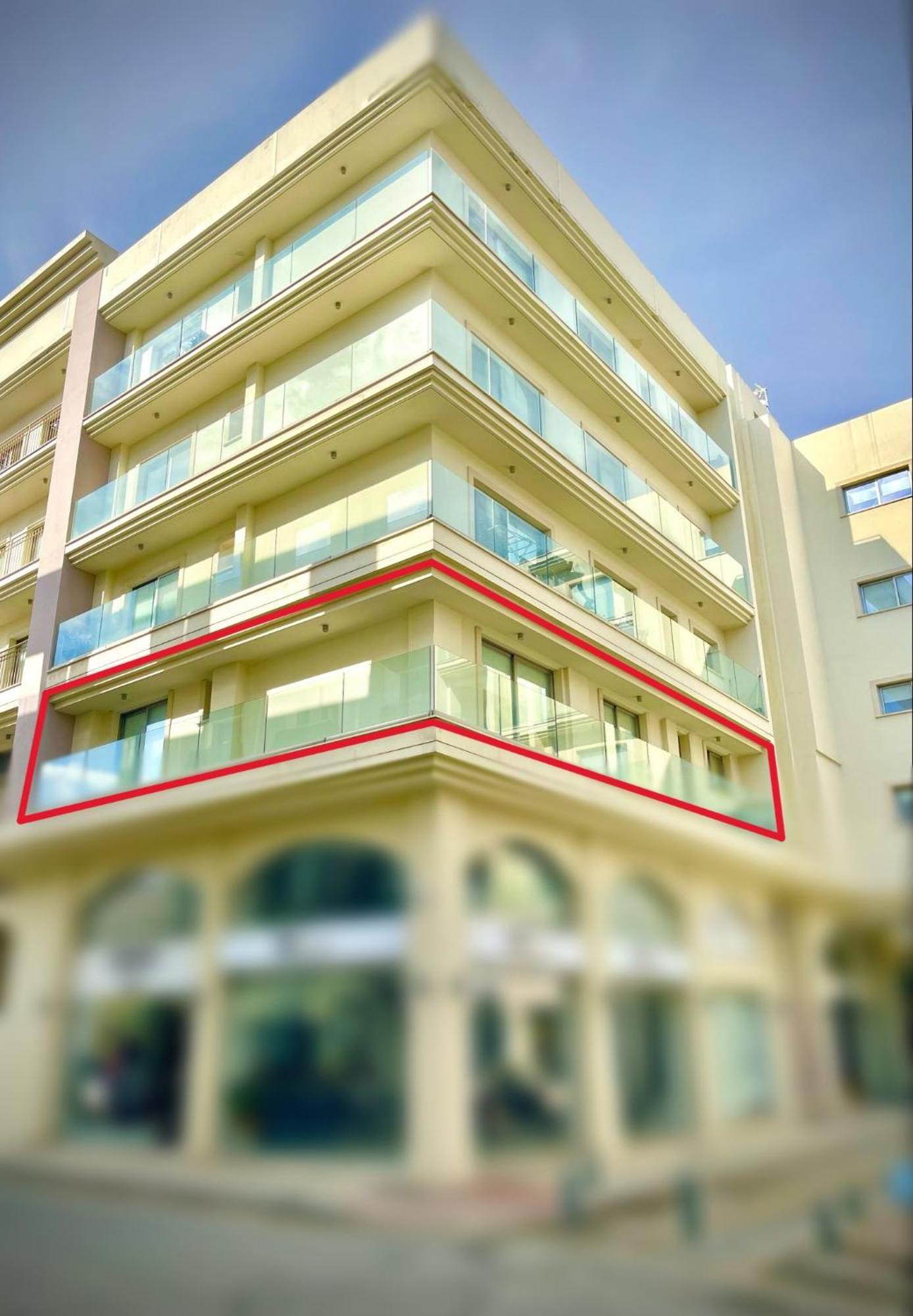 Halcyon * Larnaca